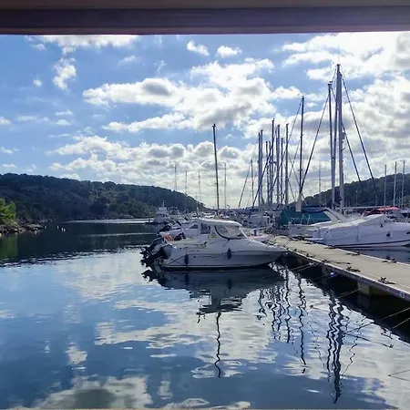 Apartamento Bella Brisa, *